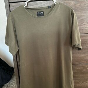 CUTS SIZE MEDIUM SHIRTS